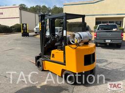 1994 YALE 5000lb Forklift