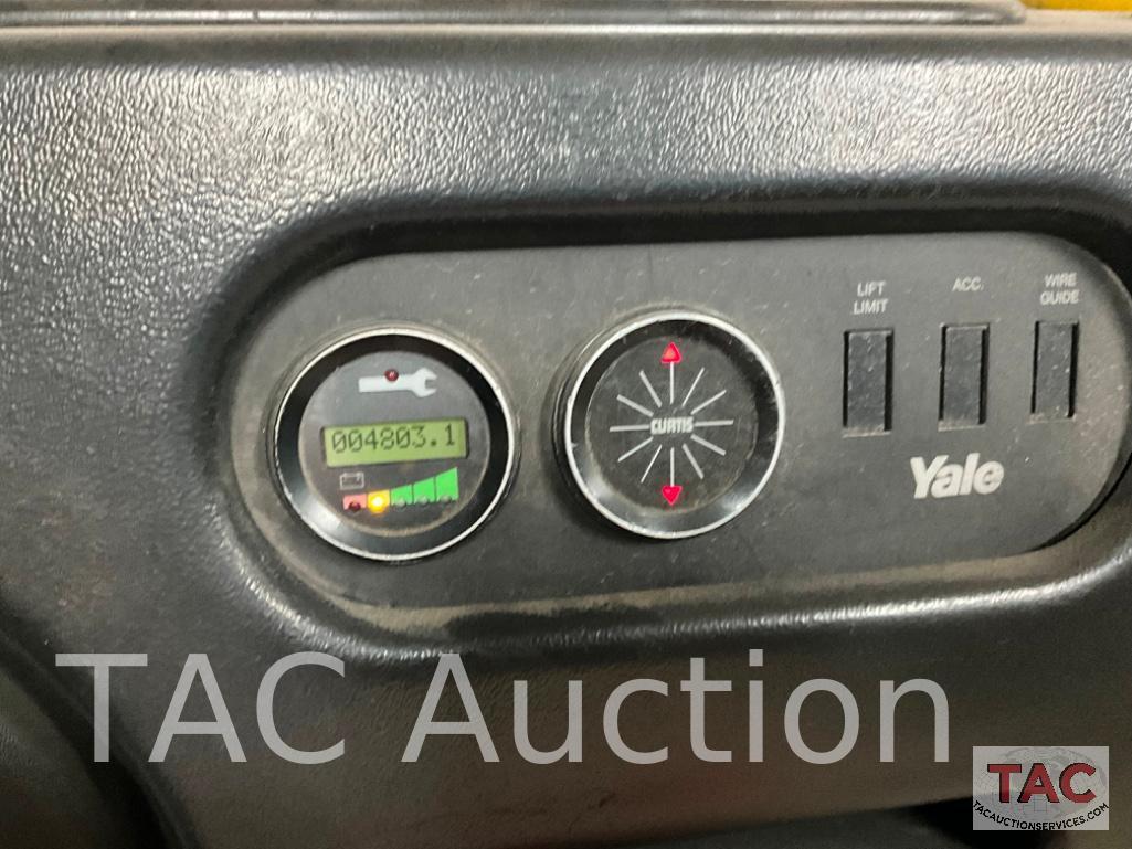 Yale Electric Order Picker 3000lb Forklift