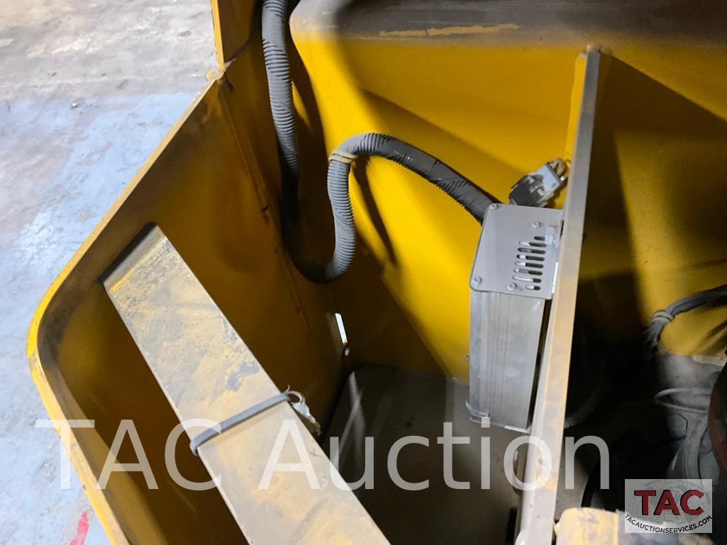 Yale Electric Order Picker 3000lb Forklift