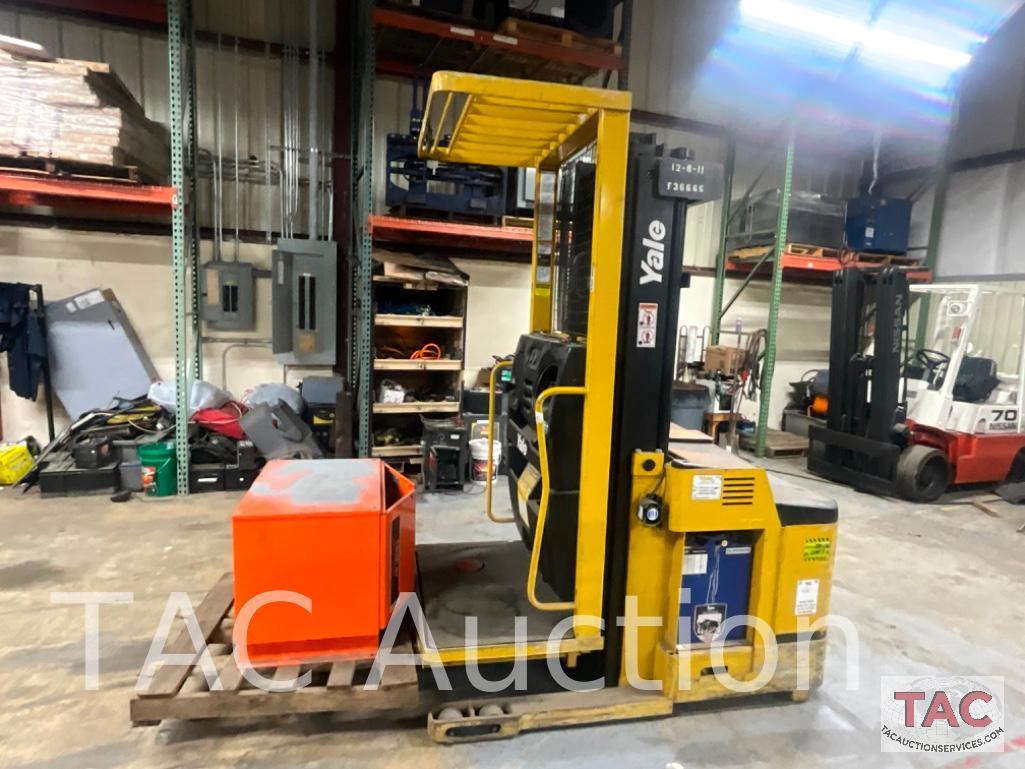 Yale Electric Order Picker 3000lb Forklift