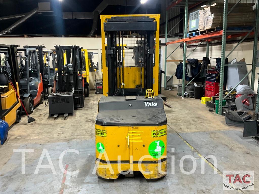 Yale Electric Order Picker 3000lb Forklift