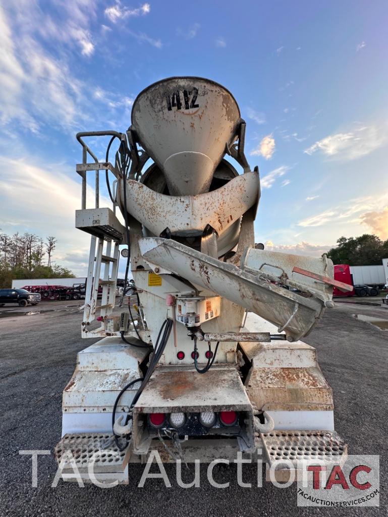 2016 Mack GU813 Concrete Mixer Truck