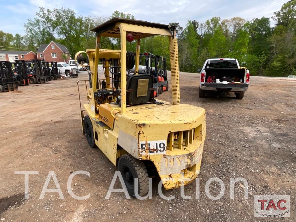 Hyster H40XLM 4000lb Diesel Forklift