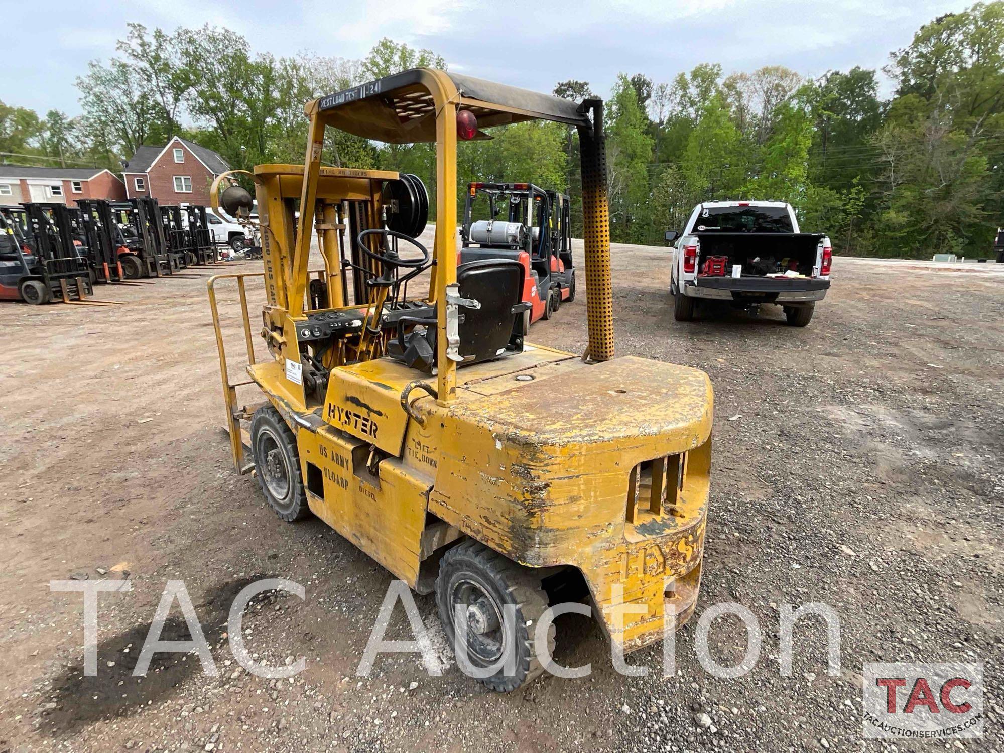 Hyster H40XLM 4000lb Diesel Forklift