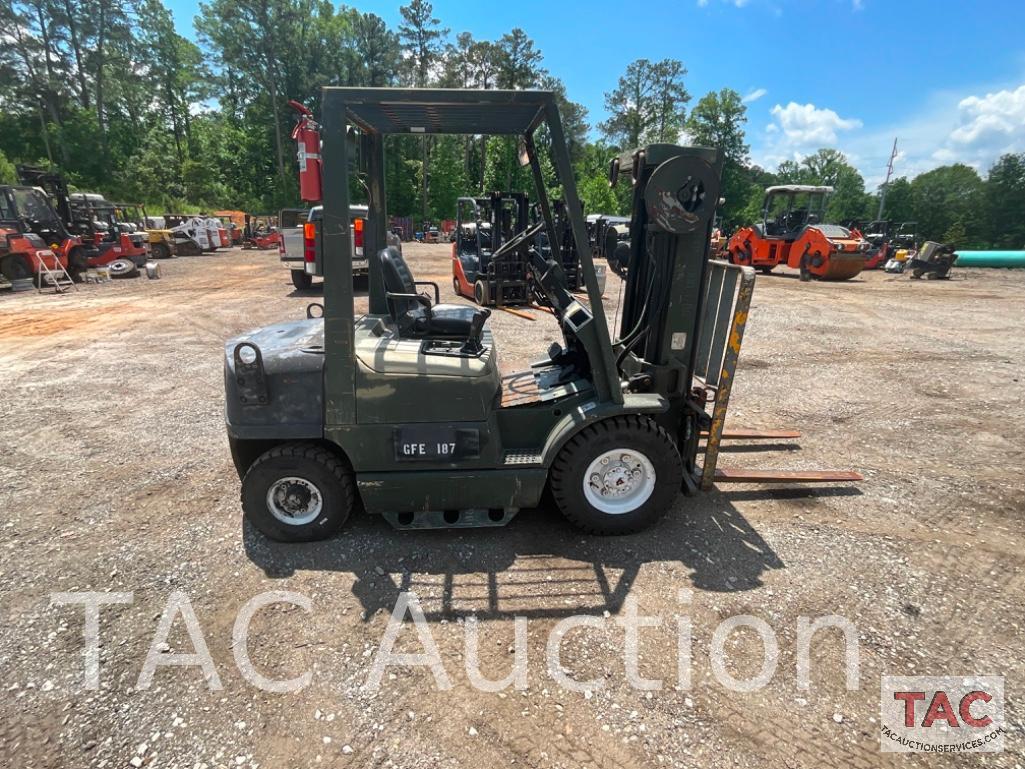 Hyster H40XM 4000lb Diesel Forklift