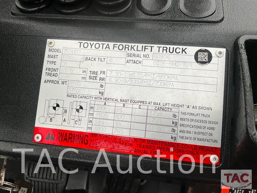 Toyota 7FD420 4000lb Diesel Forklift