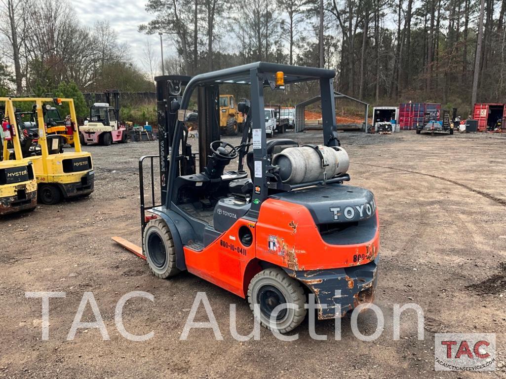 2016 Toyota GFCU25 5,000lb Forklift