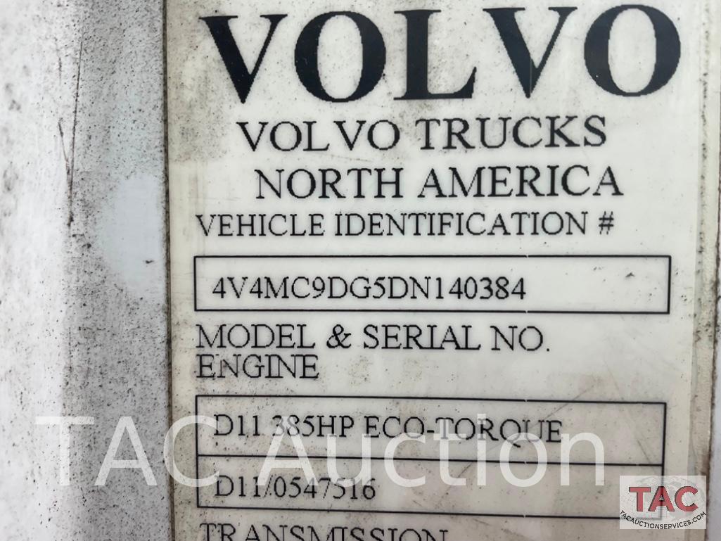 2013 Volvo VNM Day Cab
