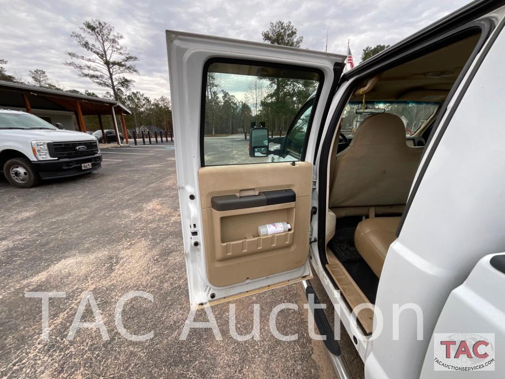 2008 Ford F-350 Super Duty Crew Cab Pickup Truck