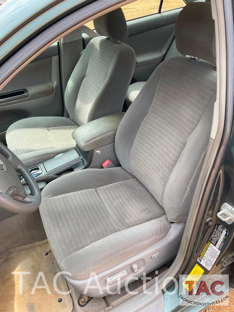 2005 Toyota Camry Sedan