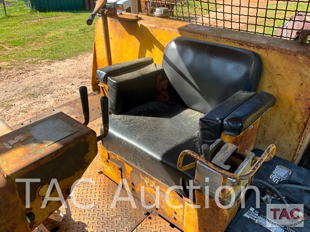 1960 Caterpillar D8H Dozer