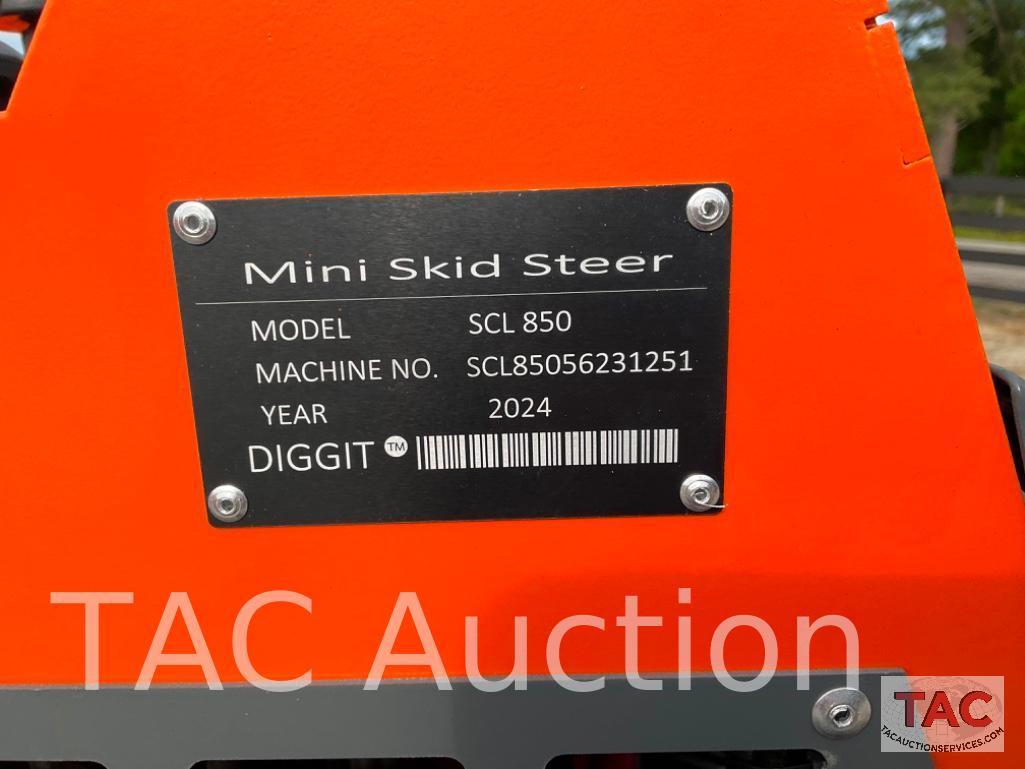 New SCL850 Mini Skid Steer Loader