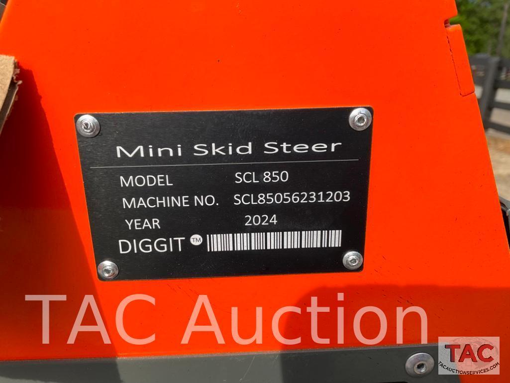 New SCL850 Mini Skid Steer Loader