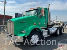 2015 Kenworth T800 Day Cab