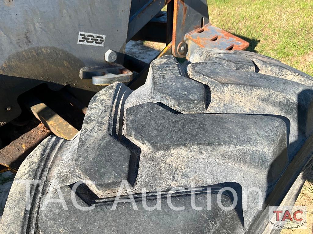 John Deere 570A Motor Grader