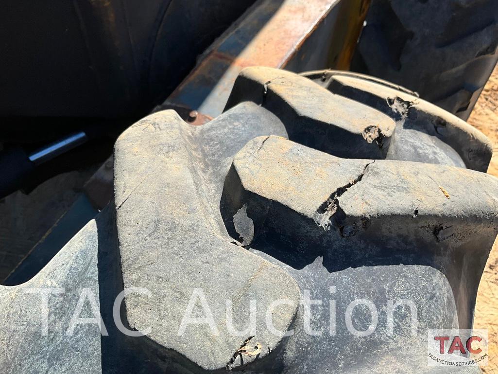 John Deere 570A Motor Grader