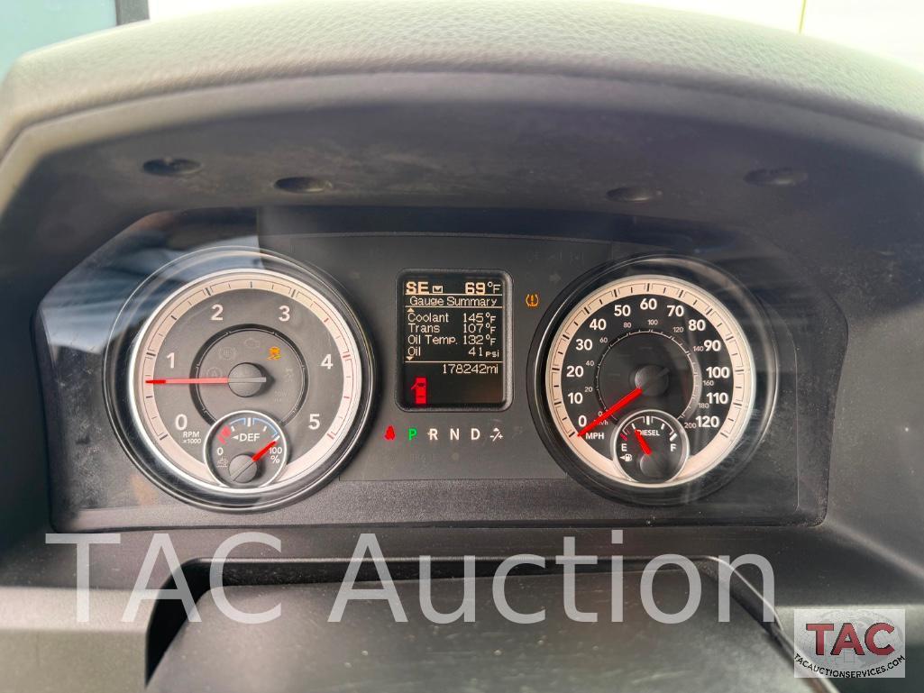 2015 Ram 2500 4X4 Crew Cab Pickup Truck
