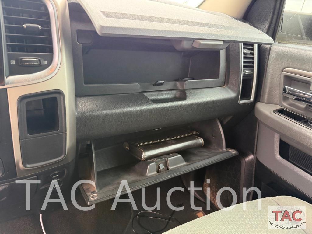 2015 Ram 2500 4X4 Crew Cab Pickup Truck