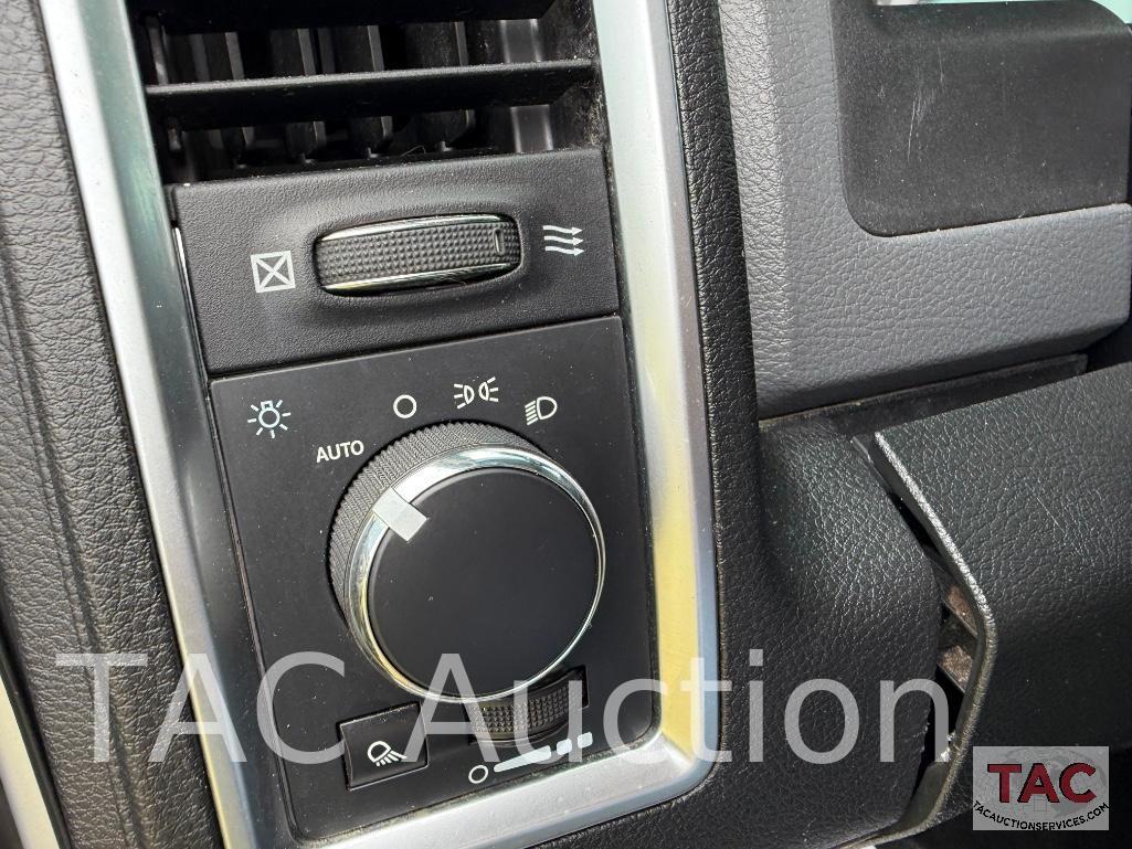 2015 Ram 2500 4X4 Crew Cab Pickup Truck