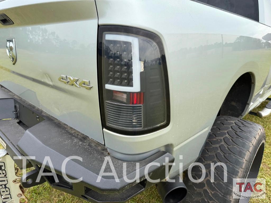 2015 Ram 2500 4X4 Crew Cab Pickup Truck