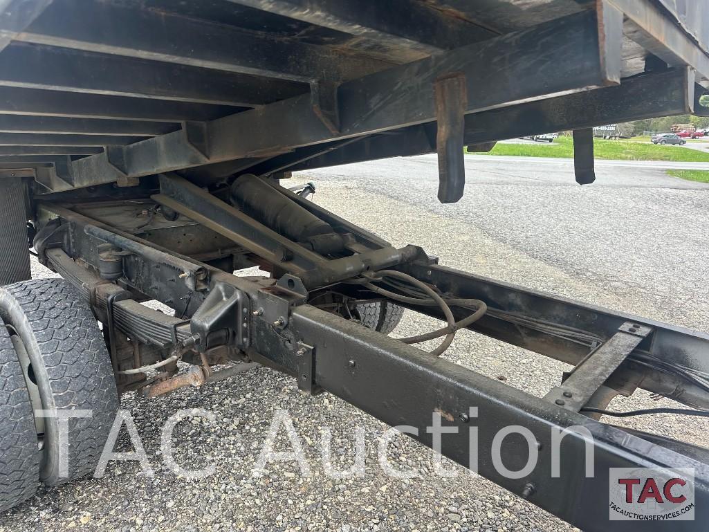 2009 GMC C5500 4x4 Crew Cab Dump Truck