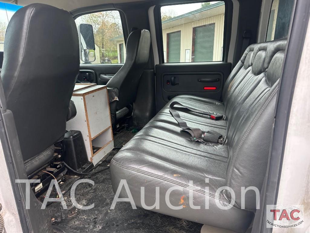 2009 GMC C5500 4x4 Crew Cab Dump Truck