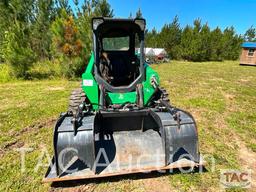 2017 Bobcat S550 Skid Steer with Grapple Bucket