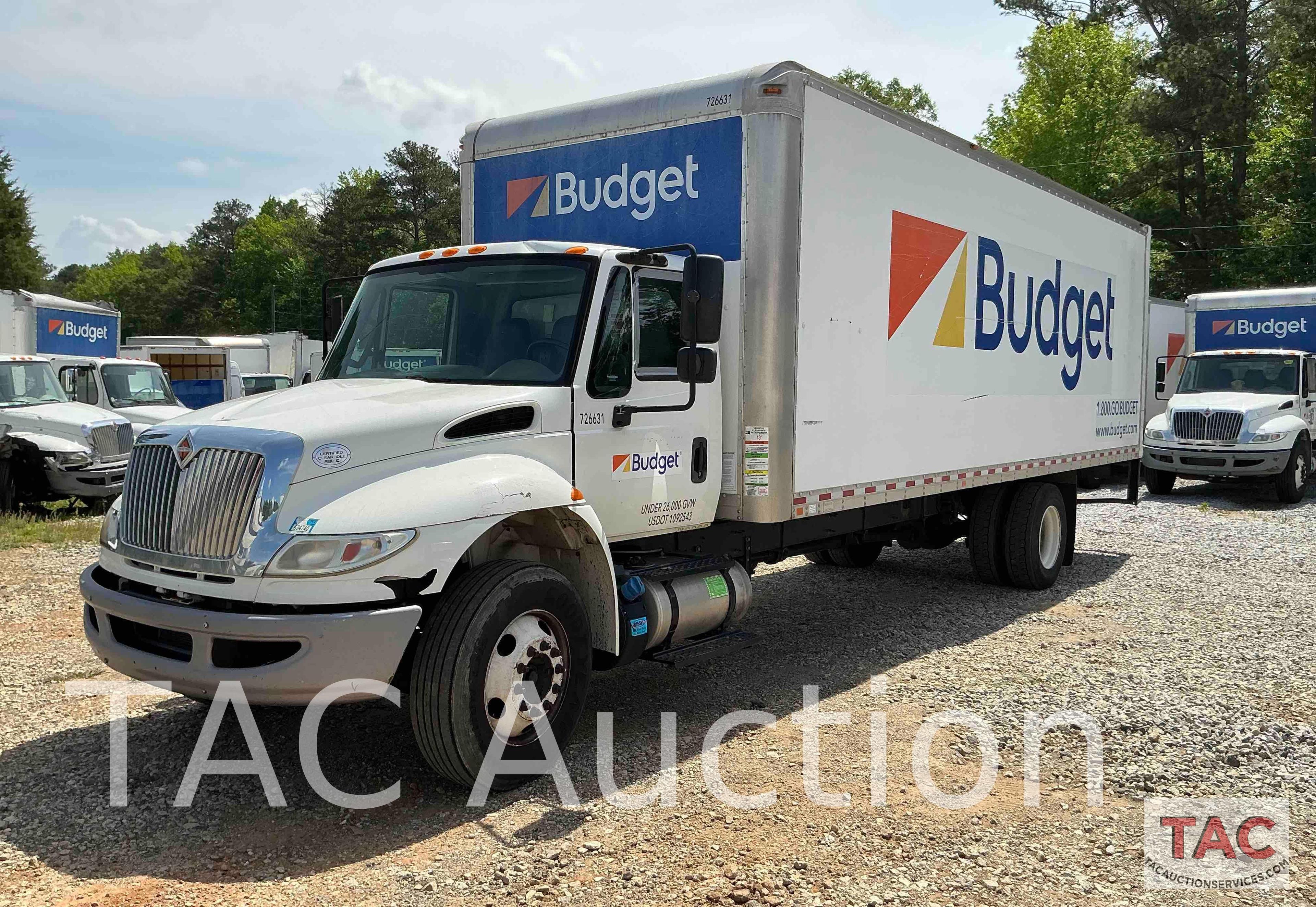 2017 International Durastar 4300 26ft Box Truck