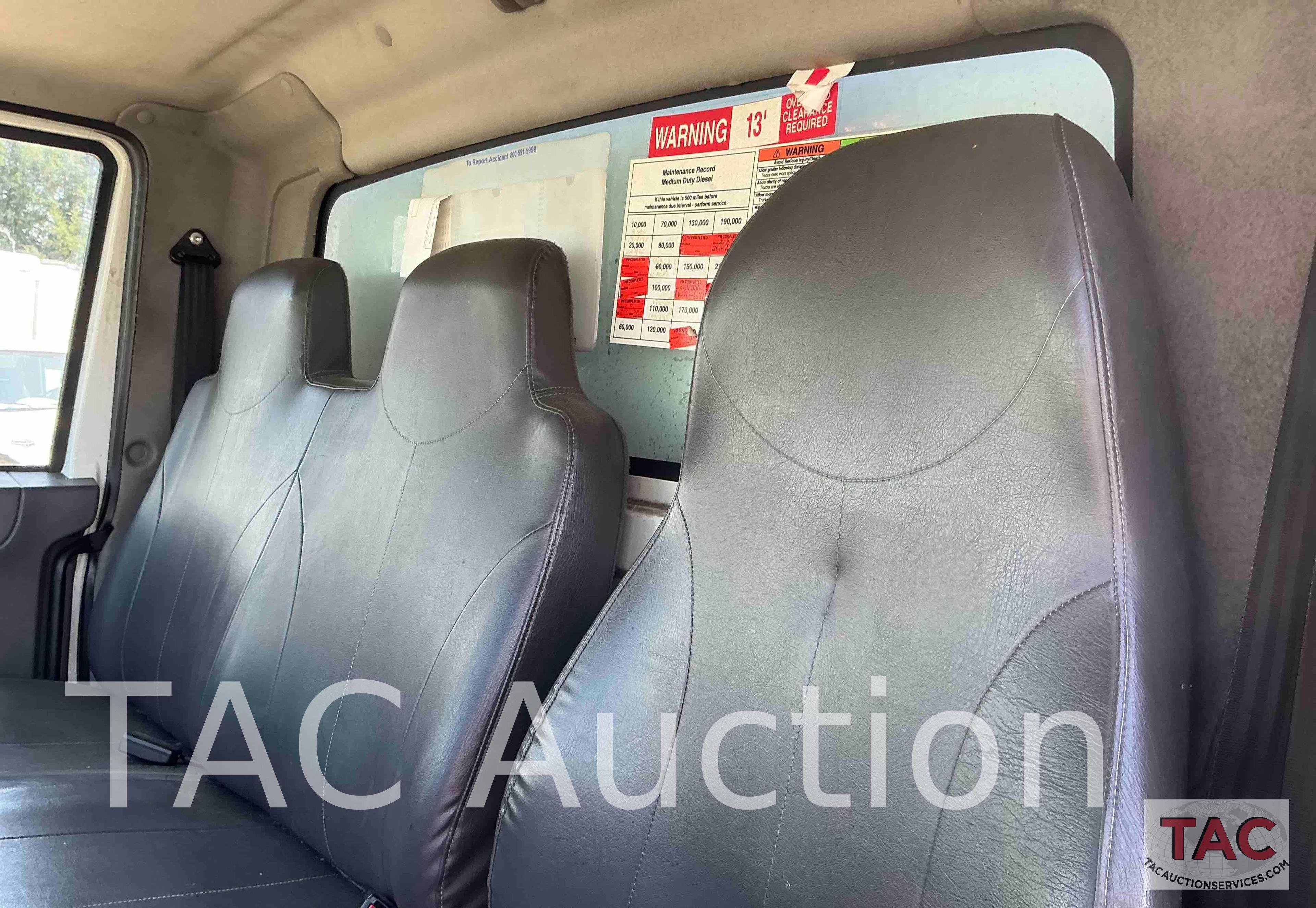 2017 International Durastar 4300 26ft Box Truck
