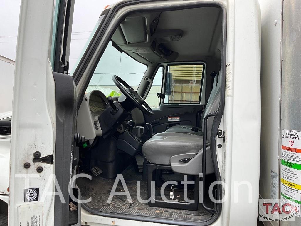 2017 International DuraStar 4300 26ft Box Truck