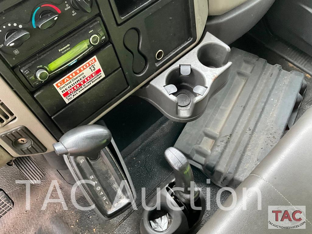 2017 International DuraStar 4300 26ft Box Truck