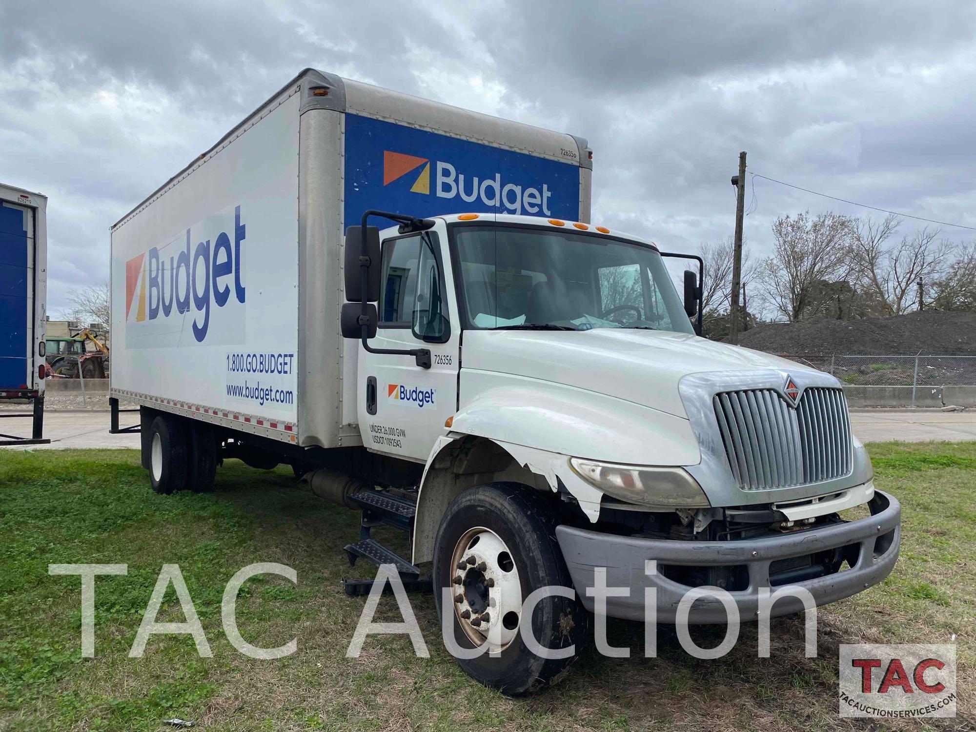 2017 International Durastar 4300 26ft Box Truck