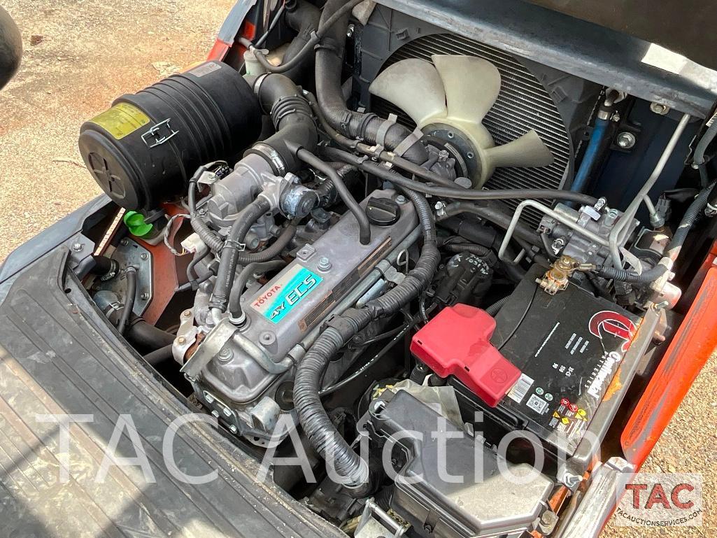 2014 Toyota 8FGCU25 5K Forklift