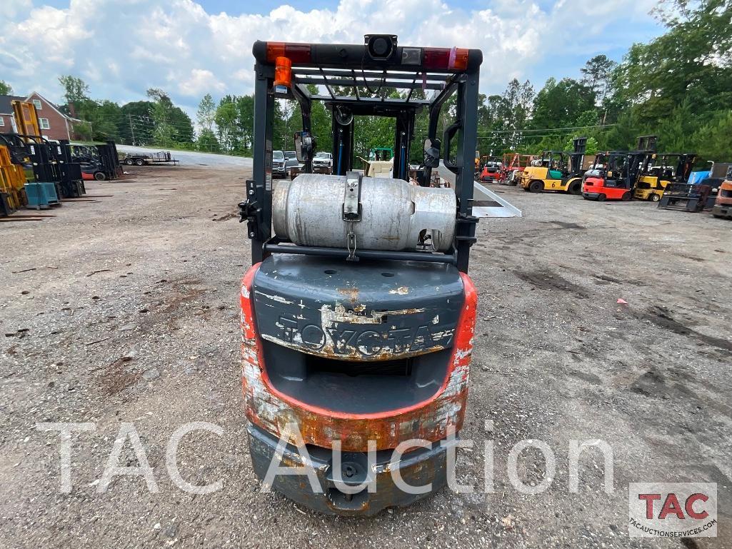 2014 Toyota 8FGCU25 5K Forklift