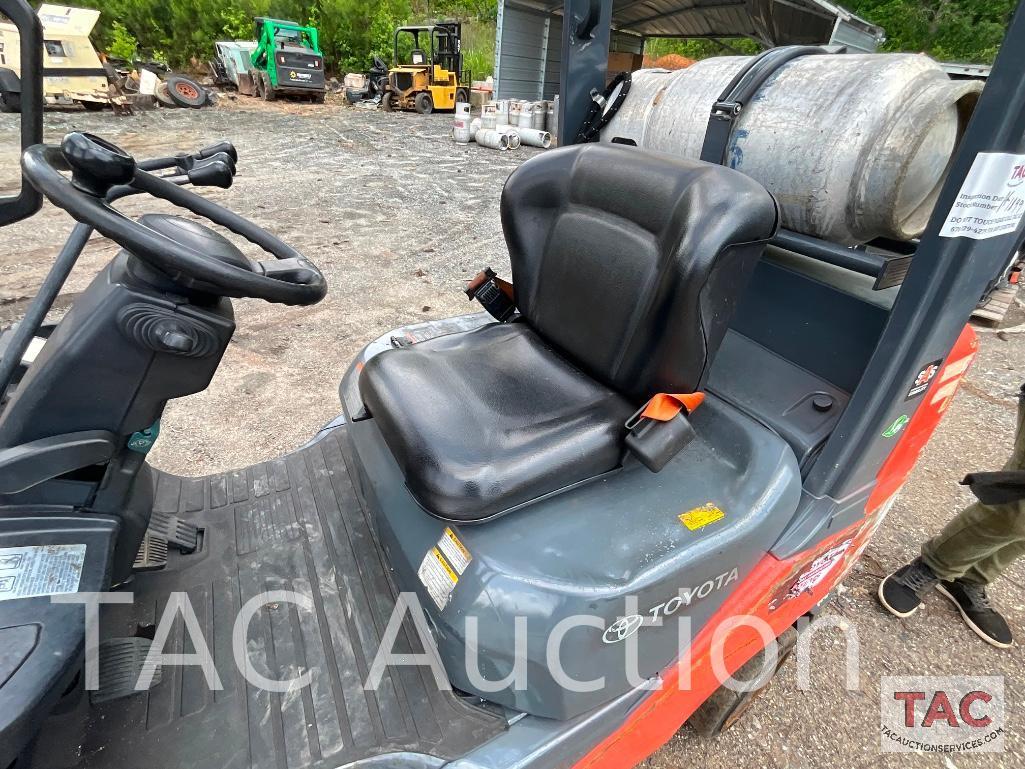 2014 Toyota 8FGCU25 5K Forklift