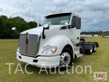 2015 Kenworth T680 Day Cab Truck