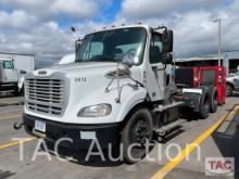 2015 Freightliner M2 Day Cab Truck