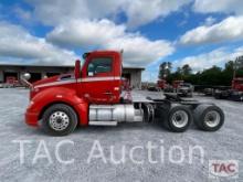 2015 Kenworth T680 Daycab 6X4