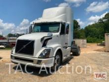 2016 Volvo VNL Single Axle Day Cab Natural Gas Truck
