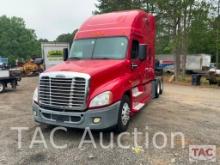2016 Freightliner Cascadia 125 Double Sleeper Truck