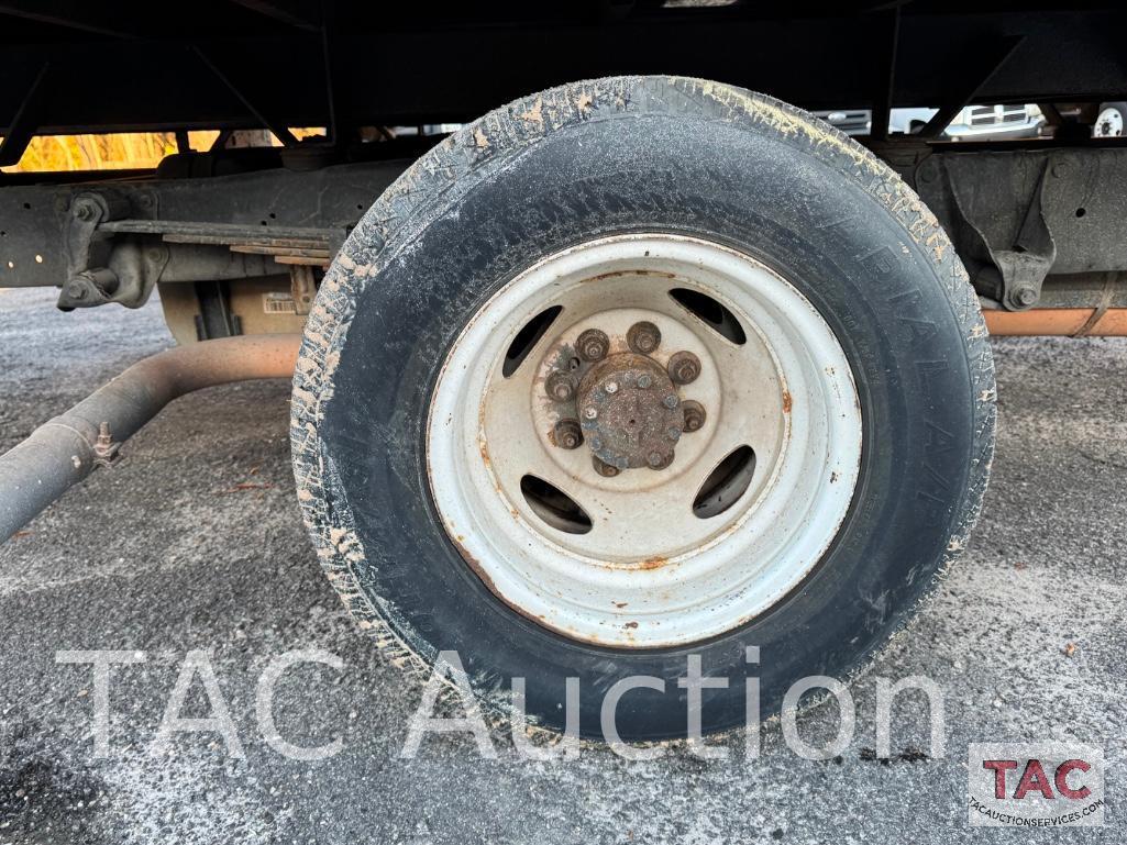 2016 Ford E-350 16ft Box Truck