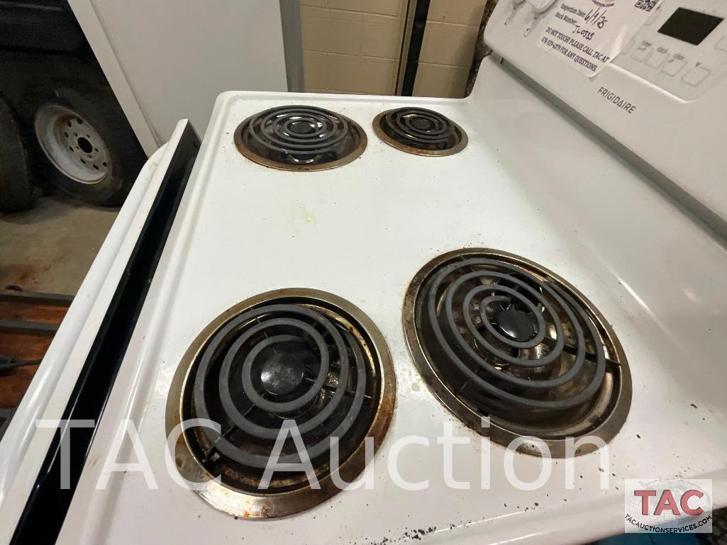 Frigidaire Stove