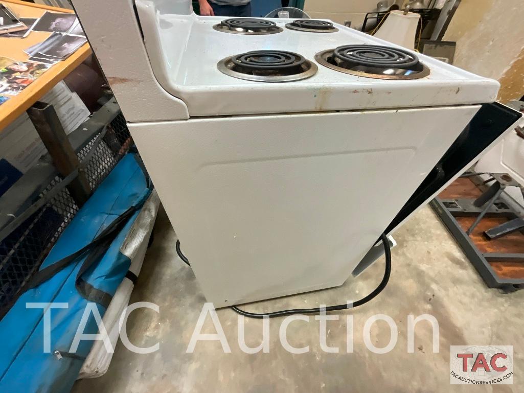 Frigidaire Stove
