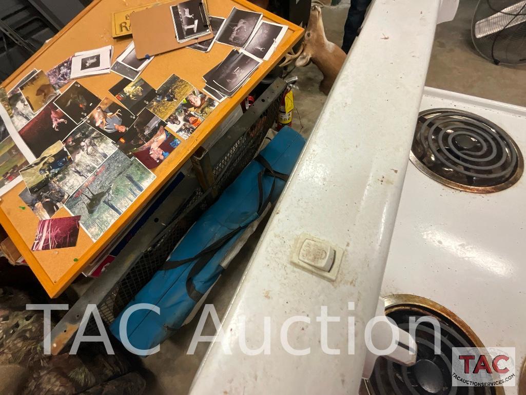 Frigidaire Stove