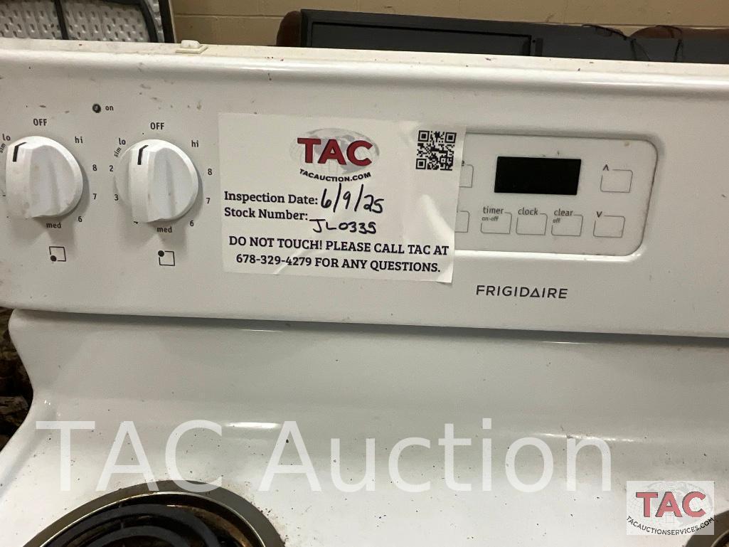 Frigidaire Stove