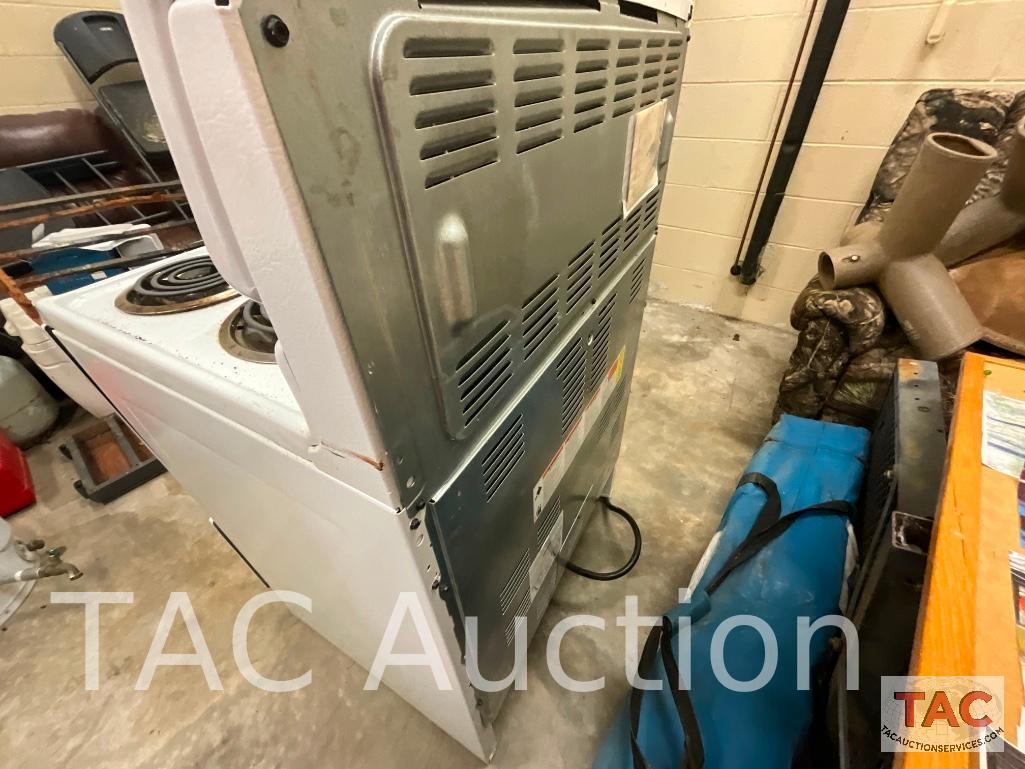 Frigidaire Stove