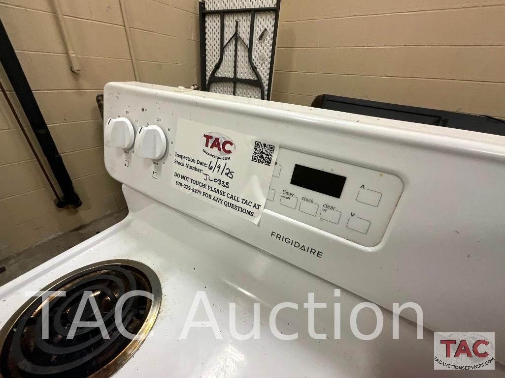 Frigidaire Stove