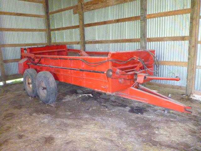 Knight manure spreader