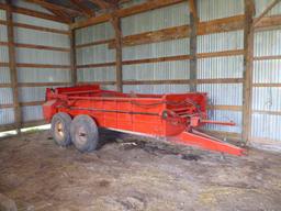 Knight manure spreader