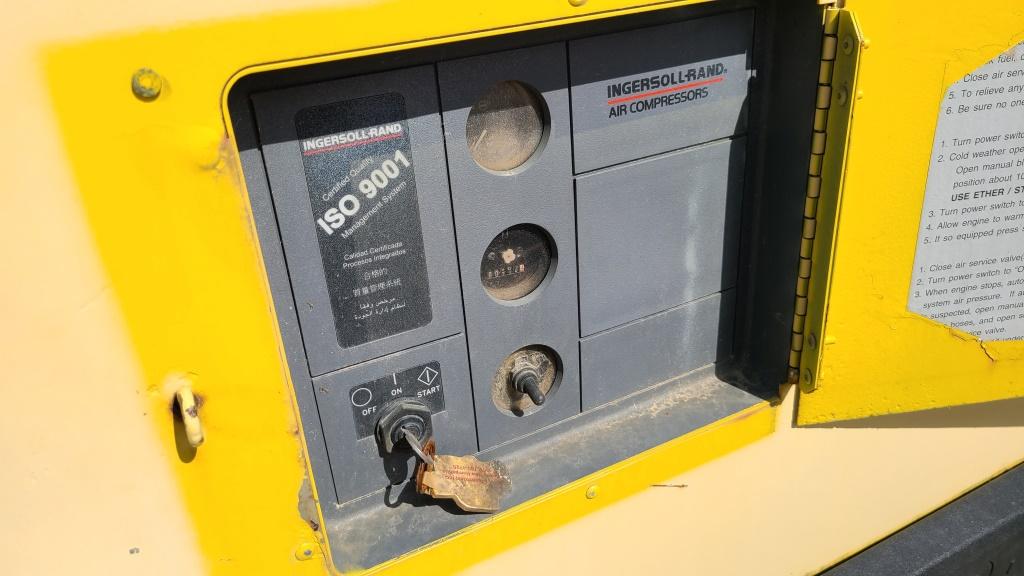 2000 Ingersoll Rand P185 Compressor
